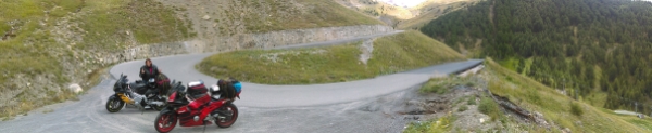 One of the many Hairpins on the way to the col de la Bonnete